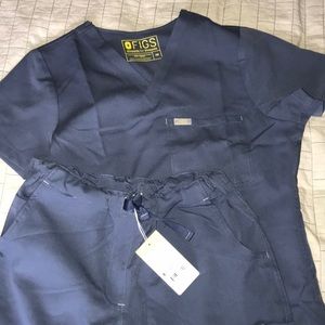 BRAND NEW FIGS SCRUB SET
